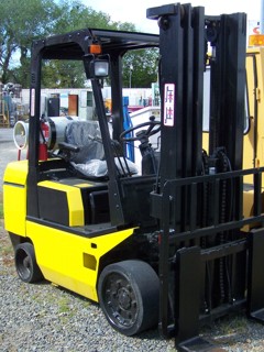 TCM FCG30T7T Fork-Lift LP GAS 5550 lbs Lift